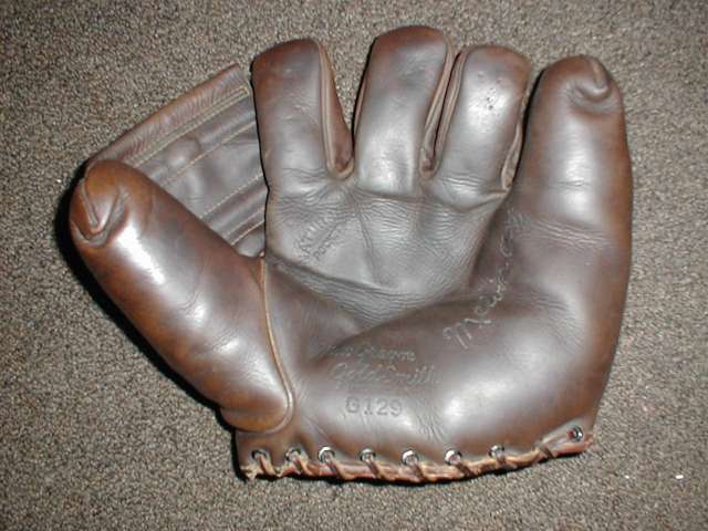Melvin Ott MacGregor Goldsmith G129 Front Stephen
